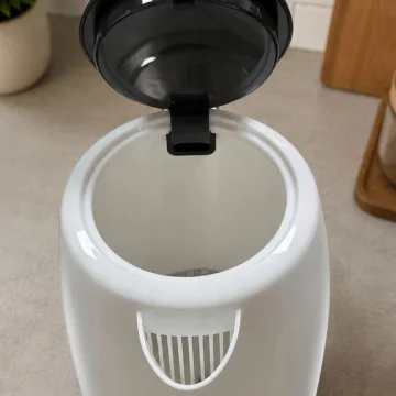 Електрическа кана 2,3 л, 1500 W с LED индикация и основа 360° – бяла