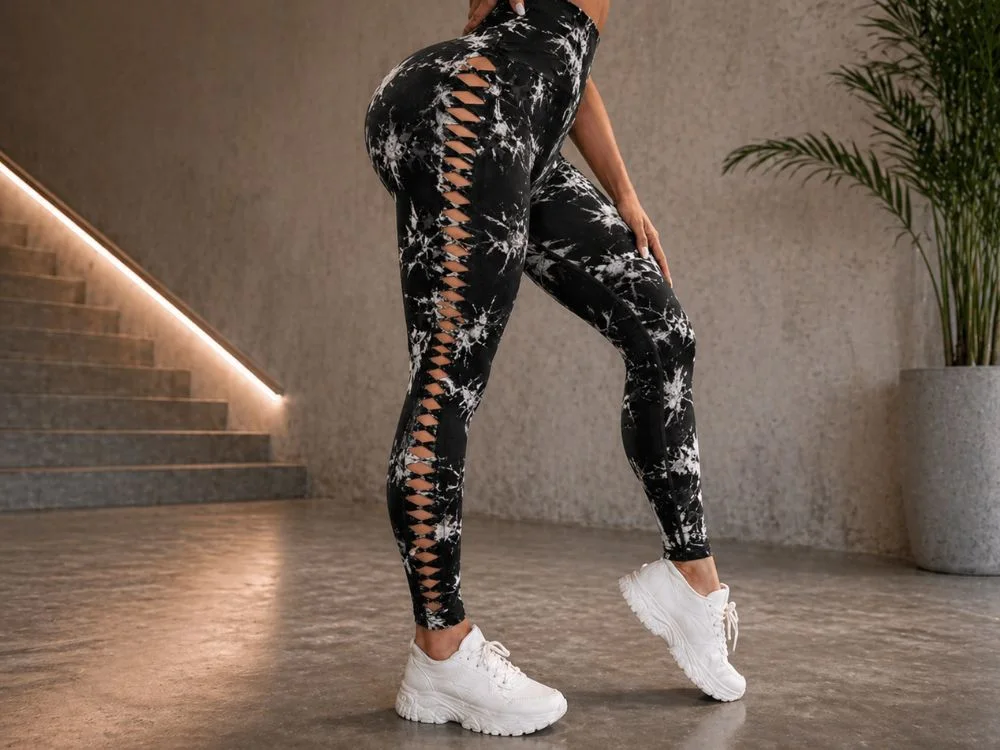 Дамски спортен клин с висока талия и push-up ефект, S/M – черно и бяло