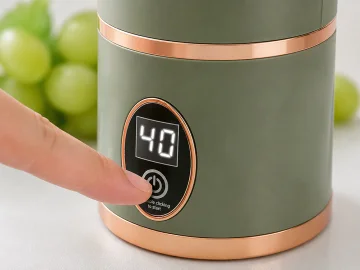 Преносим блендер за смути 450 мл, 50 W, USB зареждане – зелен