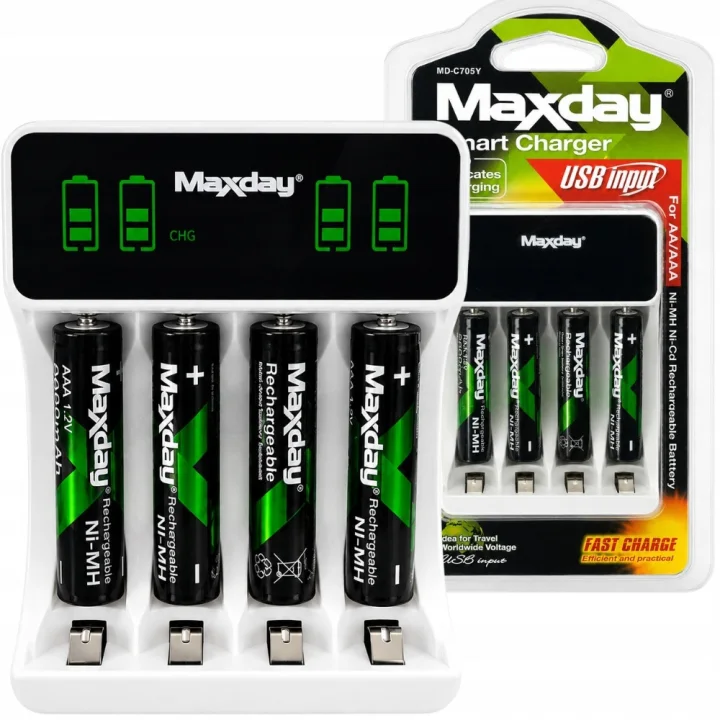 Зарядно за акумулаторни батерии AA/AAA с LCD, USB-C и 4 батерии AAA