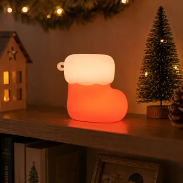 Коледна LED лампа чорапче с 3 режима и USB зареждане, 7 см