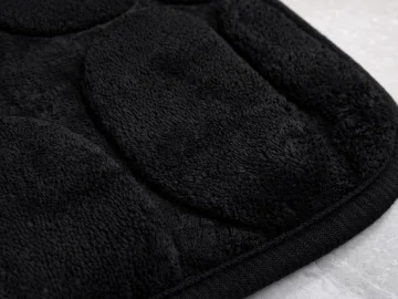 Абсорбираща постелка за баня 80 × 50 см с нехлъзгаща основа, черна