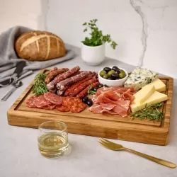 Дъска за рязане от Акация - 45 x 30 x2 см.