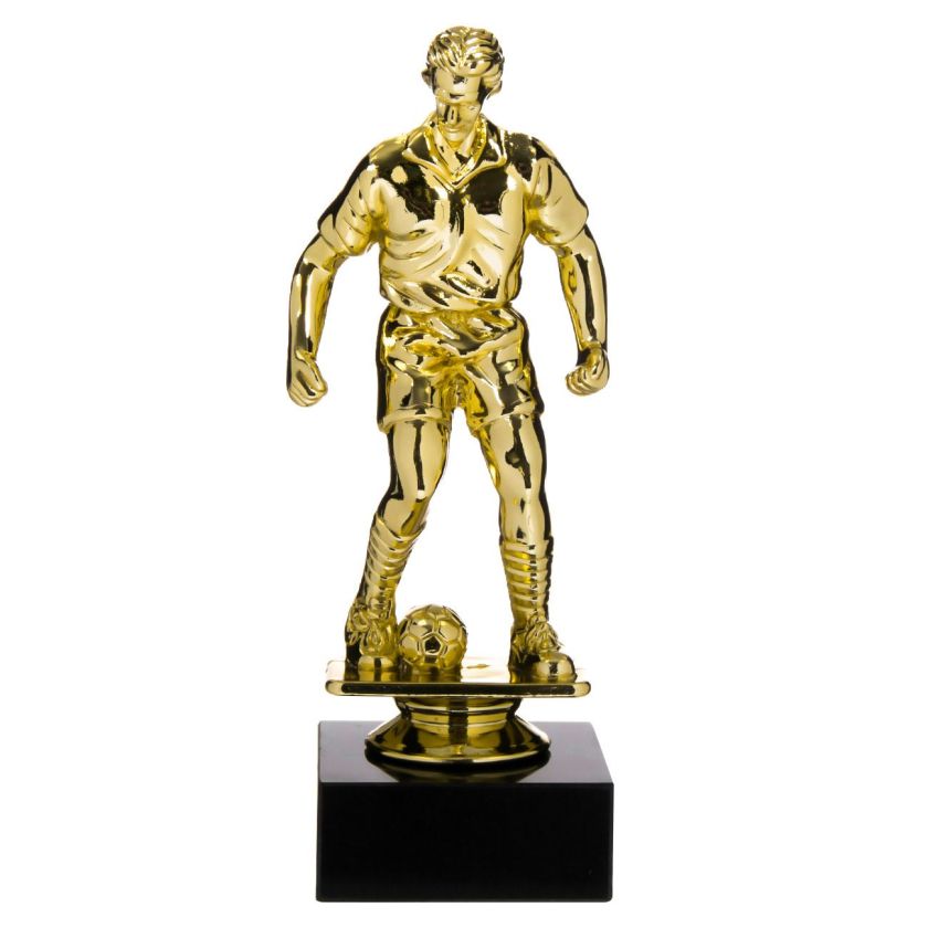 Златна статуетка - футболист - с поставка - 16 см.