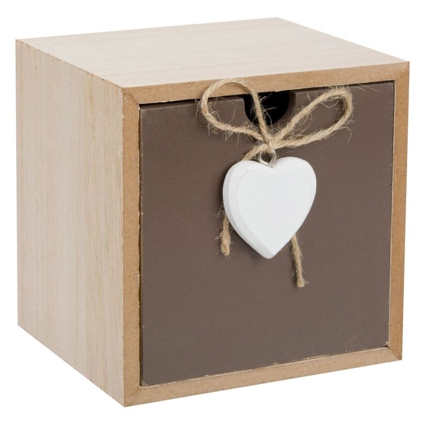 Кутия за ключове - дървена - сърце - 11 х 11 см.