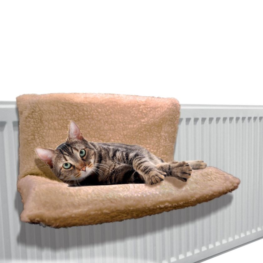 Легло за котки закачащо се за радиатор