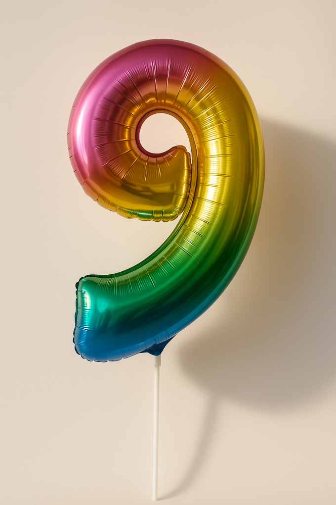 Парти балон - цветен - цифра 9 - 82 х 114 см.