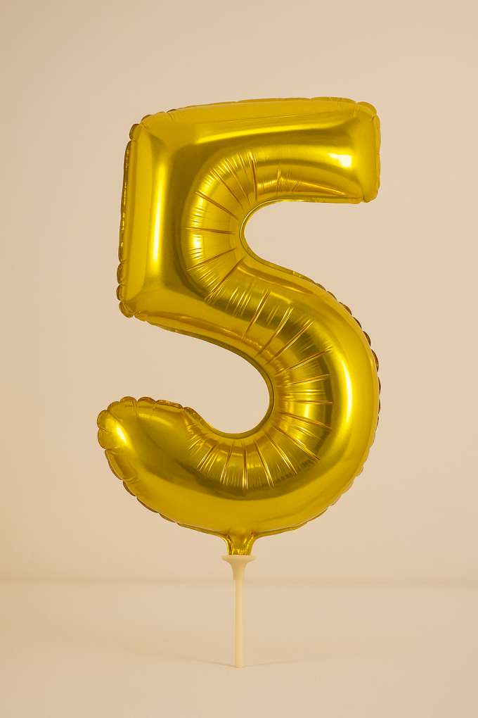 Парти балон - златист - цифра 5 - 30 х 12 см.