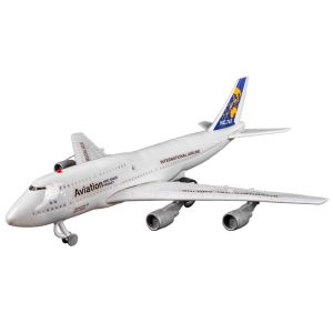 Самолет - 747 - бял