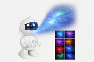 Прожектор за Детска стая - Астронавт - USB кабел и дистанционно управление - 11 x 8 x 20 см.